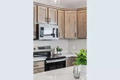 485 Coyote Way, New Richmond, WI 54017 - Photo 4