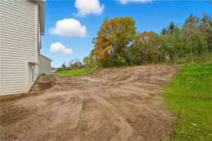 256 Dakota Ave, Roberts, WI 54023 - Photo 20