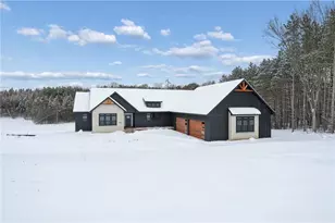 1198 60th St, Hudson, WI 54016 - Photo 2