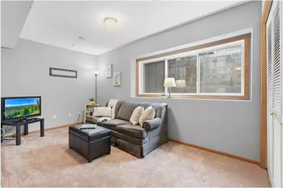 8904 Brunswick Path #2104, Inver Grove Heights, MN 55076 - Photo 12