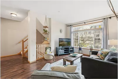 8904 Brunswick Path #2104, Inver Grove Heights, MN 55076 - Photo 4