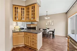 8904 Brunswick Path, Inver Grove Heights, MN 55076 - Photo 10