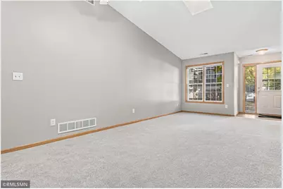 14812 58th Street #5D, Oak Park Heights, MN 55082 - Photo 4