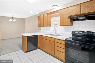 7813 Hemingway Ave, Cottage Grove, MN 55016 - Photo 16