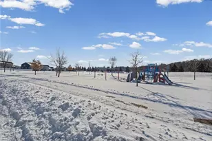 2866 Coventry Cir, River Falls, WI 54022 - Photo 38