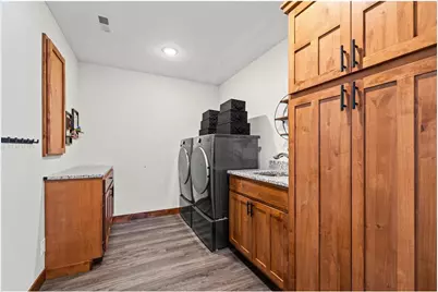 2866 Coventry Circle, River Falls, WI 54022 - Photo 10