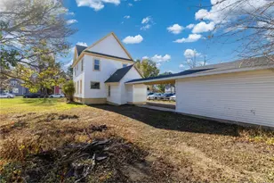 207 12th Ave, Menomonie, WI 54751 - Photo 6