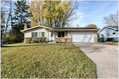 1355 Sycamore Street, River Falls, WI 54022 - Photo 2