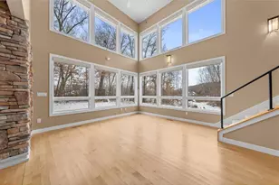 214 Madison Cir, Hudson, WI 54016 - Photo 2