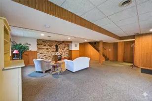 719 Countryview Cir, Hudson, WI 54016 - Photo 18