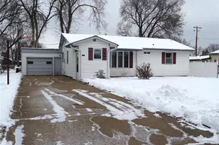 1222 Durand St, Durand, WI 54736 - Photo 2