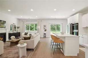 613 Field Point St, Roberts, WI 54023 - Photo 12