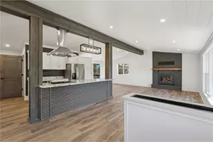 1029 Sommers St, Hudson, WI 54016 - Photo 6