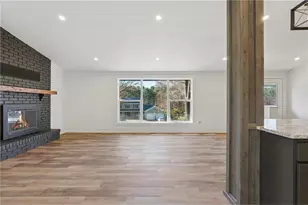 1029 Sommers St, Hudson, WI 54016 - Photo 10