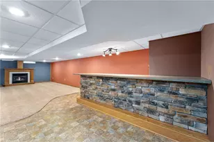 305 S Clark St, Thorp, WI 54771 - Photo 6