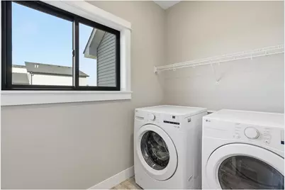 1434 E Oaks Trail, Saint Joseph, WI 54082 - Photo 18