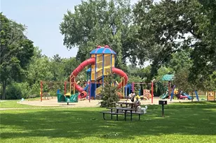 4820 Park Commons Dr, Saint Louis Park, MN 55416 - Photo 42