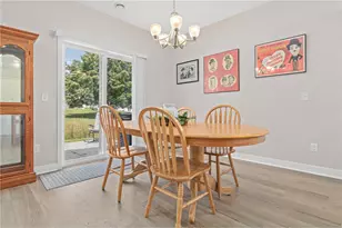 1319 Violet St, New Richmond, WI 54017 - Photo 8