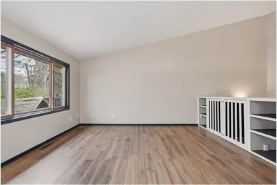 1281 Edgehill Court, Maplewood, MN 55109 - Photo 12