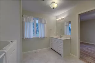 1019 100th Ave, Roberts, WI 54023 - Photo 40