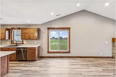 2870 Coventry Circle, River Falls, WI 54022 - Photo 12