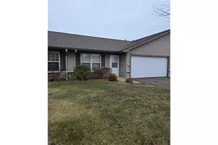1523 Ponderosa Ln, New Richmond, WI 54017 - Photo 2