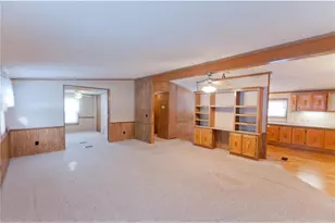 1412 Birchwood Ln, Eau Claire, WI 54703 - Photo 18