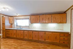 1412 Birchwood Ln, Eau Claire, WI 54703 - Photo 12