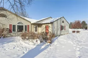 1324 Carriage Dr, Hudson, WI 54016 - Photo 2
