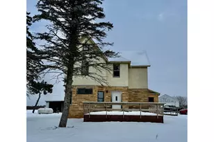 7544 Curvue Rd, Union Township, WI 54703 - Photo 2