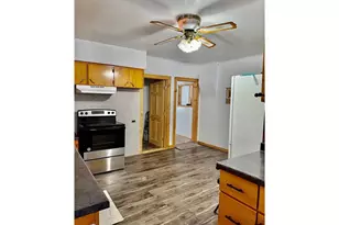 7544 Curvue Rd, Union Township, WI 54703 - Photo 4