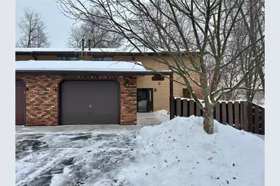 434 E 11th Street #I, New Richmond, WI 54017 - Photo 2
