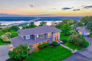 19 Birkmose Park Ln, Hudson, WI 54016 - Photo 2