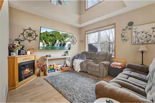 4570 Blaylock Way, Inver Grove Heights, MN 55076 - Photo 4