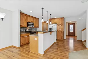 489 Canyon Blvd, Hudson, WI 54016 - Photo 4