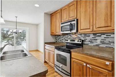 489 Canyon Boulevard, Hudson, WI 54016 - Photo 6