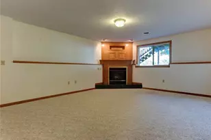 412 Lee St, Durand, WI 54736 - Photo 22