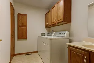 412 Lee St, Durand, WI 54736 - Photo 18