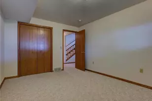 412 Lee St, Durand, WI 54736 - Photo 28