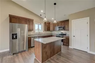 1343 Creekwood Dr, New Richmond, WI 54017 - Photo 26