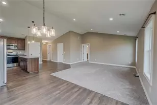 1343 Creekwood Dr, New Richmond, WI 54017 - Photo 34