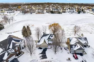 6933 Prairie Ct, Cottage Grove, MN 55016 - Photo 4