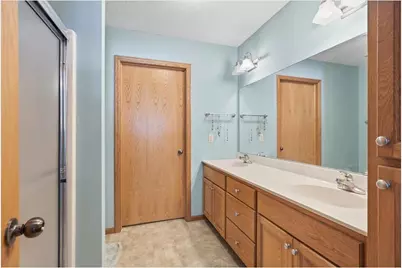 566 Williamsburg Place, New Richmond, WI 54017 - Photo 12