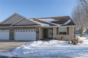 546 Marmik Cir, Hastings, MN 55033 - Photo 2