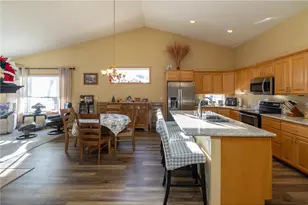 546 Marmik Cir, Hastings, MN 55033 - Photo 10