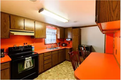 1520 9th Street, Eau Claire, WI 54703 - Photo 6