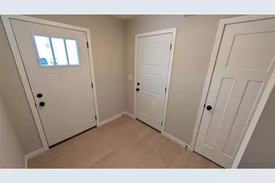 1060 Sharptail Run, New Richmond, WI 54017 - Photo 4