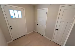 1060 Sharptail Run, New Richmond, WI 54017 - Photo 4