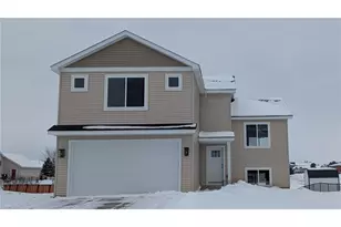 1060 Sharptail Run, New Richmond, WI 54017 - Photo 2