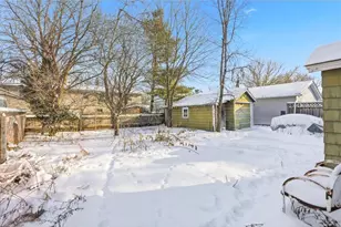 322 N 5th St, New Richmond, WI 54016 - Photo 16